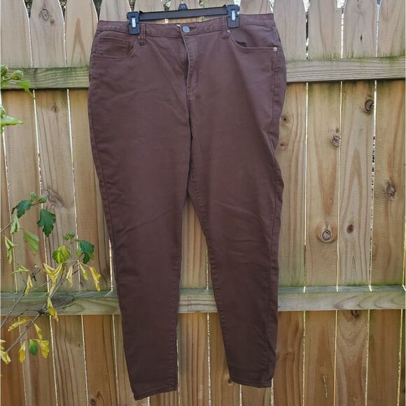 Brown Skinny Jeans  - Picture 1 of 9
